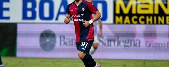 虎扑平台-佛罗伦萨官方：卡利亚里前锋皮科利加盟，据悉转会费总价2700万欧