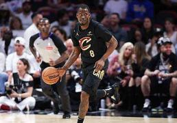 虎扑首页-32岁后场老将贾文特-格林(lín)与底特律活塞签约