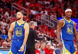 虎扑下载-金州勇士签约完成！阵容名单敲定，库裡(lǐ)争冠前景渺茫