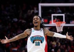 虎扑评分-孟菲(fēi)斯灰熊 莫兰特需要挺直腰(yāo)板的(de)时刻