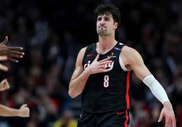 虎扑NBA-波特兰开拓者新锐球星期待与利拉德携手合作