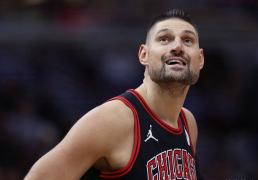 虎扑下载-芝(zhī)加哥公牛调整阵容 看好小球战术发展