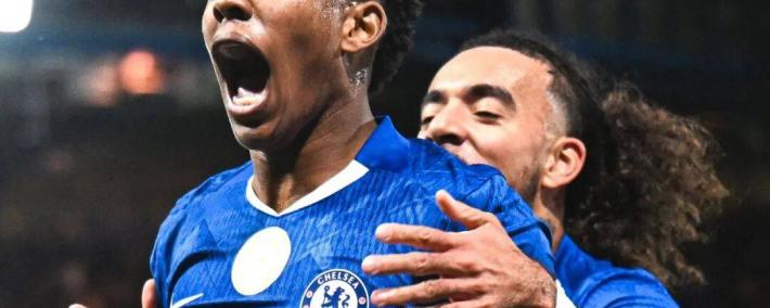 虎扑app-超级疯狂！切尔西96分钟绝杀利物浦！