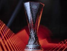 虎扑平台-欧联-尼斯1-1羅(luó)马：尼斯自暴自弃，羅(luó)马渐入佳境|前瞻