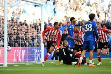 虎扑评分-桑德蘭(lán)2-1切尔西(xī) 塔勒比补时绝杀