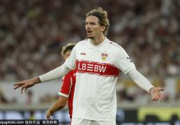 拜仁赢得了冠军输了他！ 斯图加特：沃爾(ěr)特马德必留队