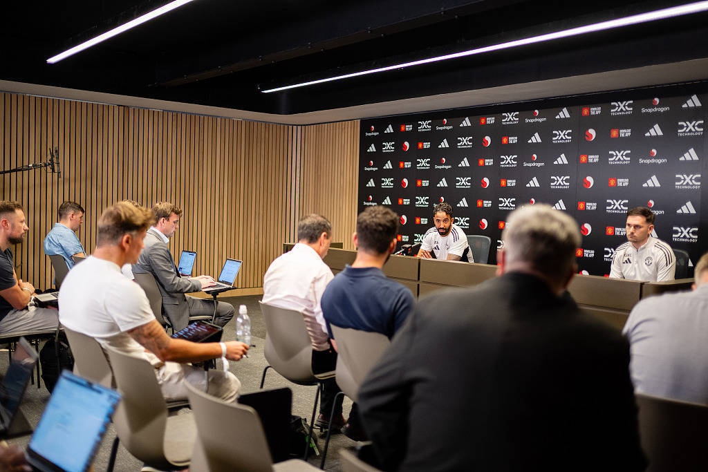 竞彩湃|曼联阿森纳全新亮相,大巴黎做客能否轻取弱旅?