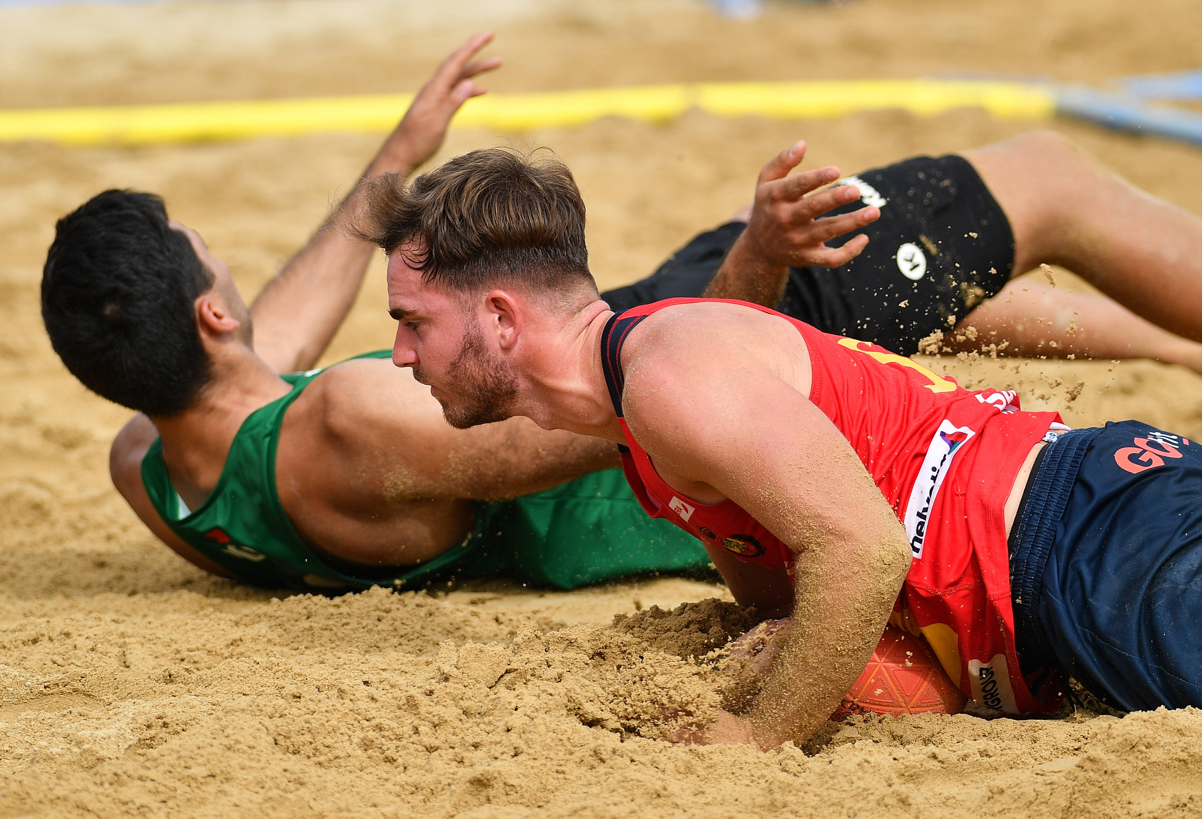 (成都世运會(huì))沙滩手球——男子半决赛:葡萄牙(yá)队胜西班牙(yá)队