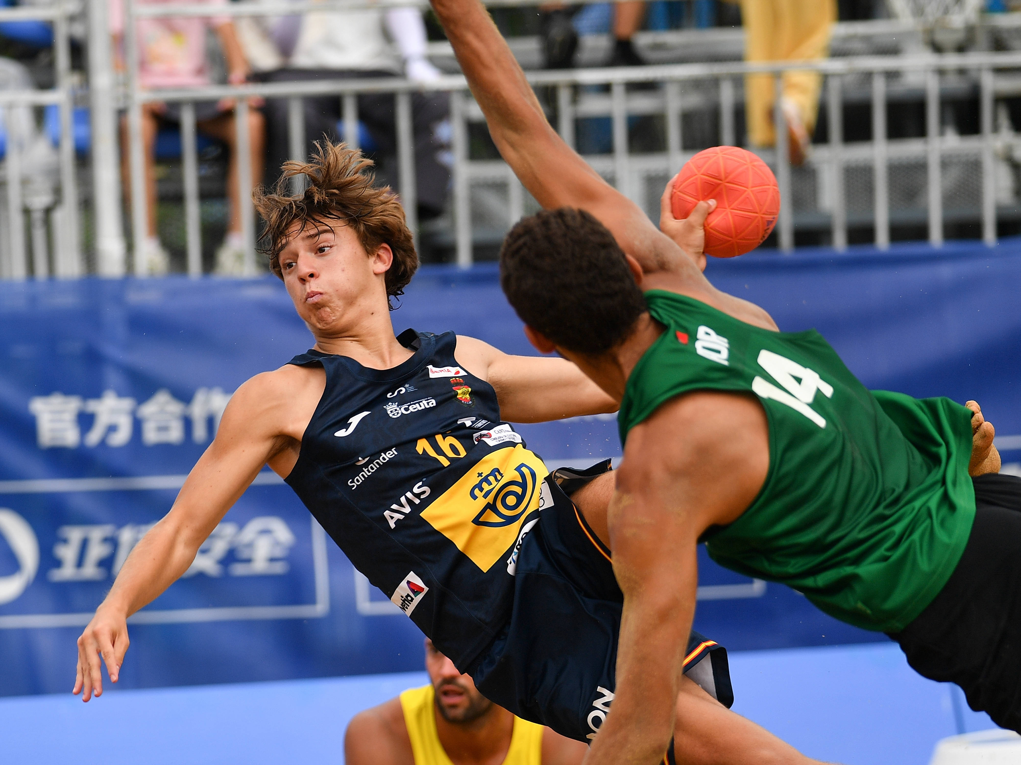 (成都世运會(huì))沙滩手球——男子半决赛:葡萄牙(yá)队胜西班牙(yá)队