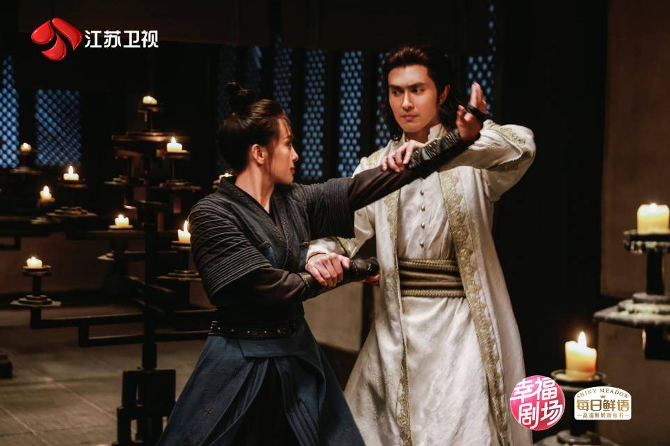 《华山论剑之东邪西毒》今晚开播周一围、高伟光、陈都灵群英集结