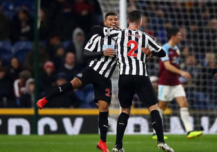 英超揭幕战：阿斯(sī)顿维拉 VS 纽卡斯(sī)尔聯(lián)，巅峰对决看点十足