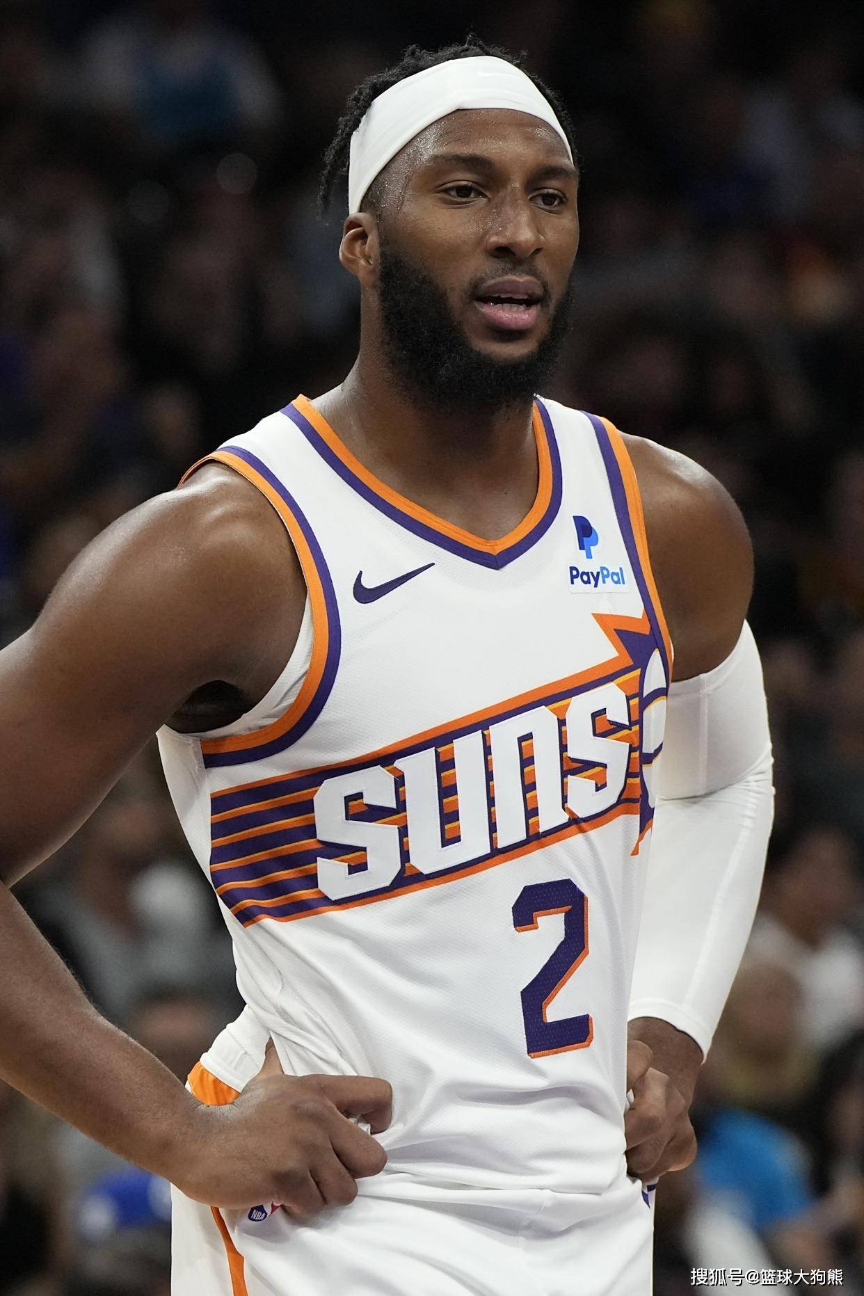 虎扑首页-定了!斯通拒绝2年450万合同,24岁中锋告别火箭队!东部劲旅捡漏