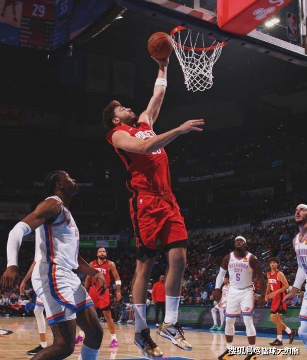 虎扑BBS-认可双塔战术！火箭队核心喊话乌度卡，亚当斯该获重用？感謝(xiè)申京送大礼