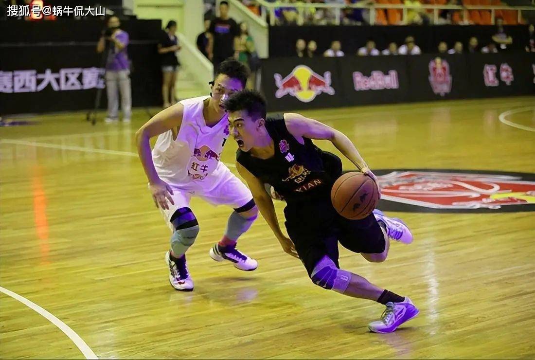 虎扑下载-剛(gāng)好十年過(guò)去了(le)，CBA历史上首位选秀状元方(fāng)君磊，如今身(shēn)在何方(fāng)？