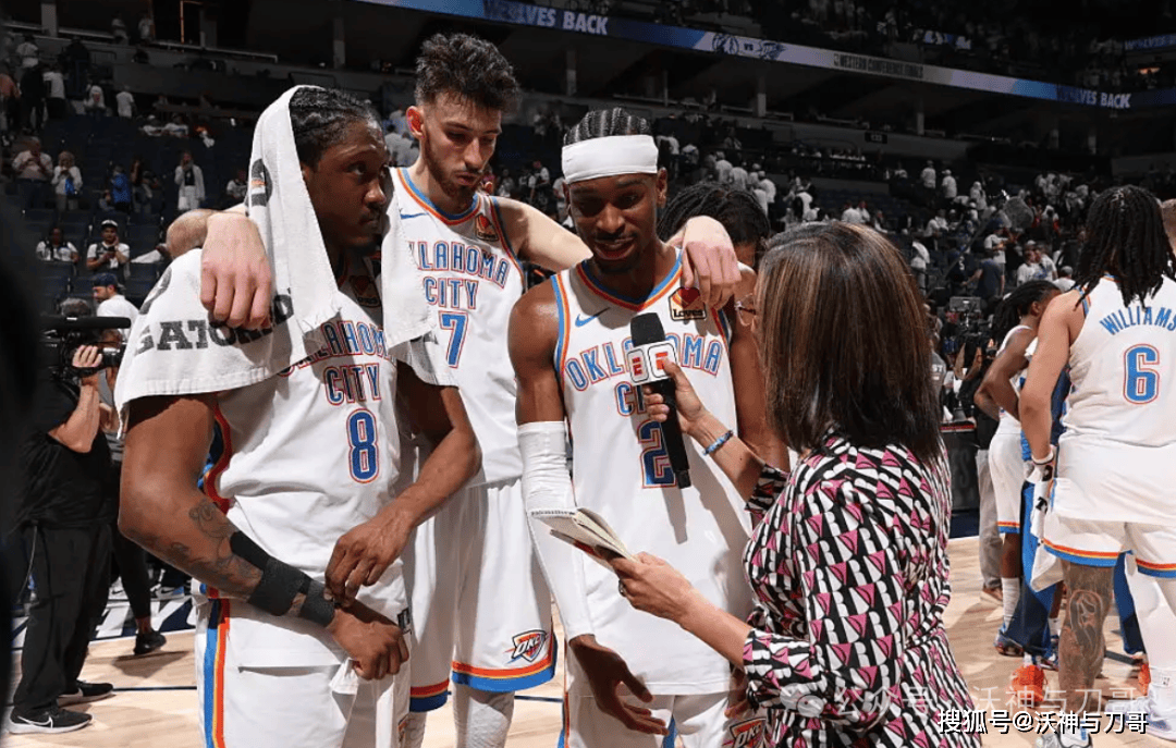 虎扑BBS-周三302 美职篮 明尼苏达森林狼VS俄克拉荷(hé)马城雷霆