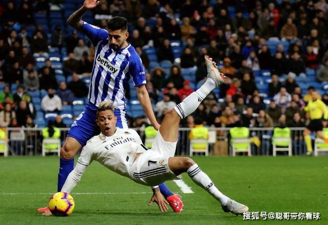 虎扑平台-西甲联赛，阿拉维斯(sī)VS莱万特，阿拉维斯(sī)传中轰炸能都带来开门红？