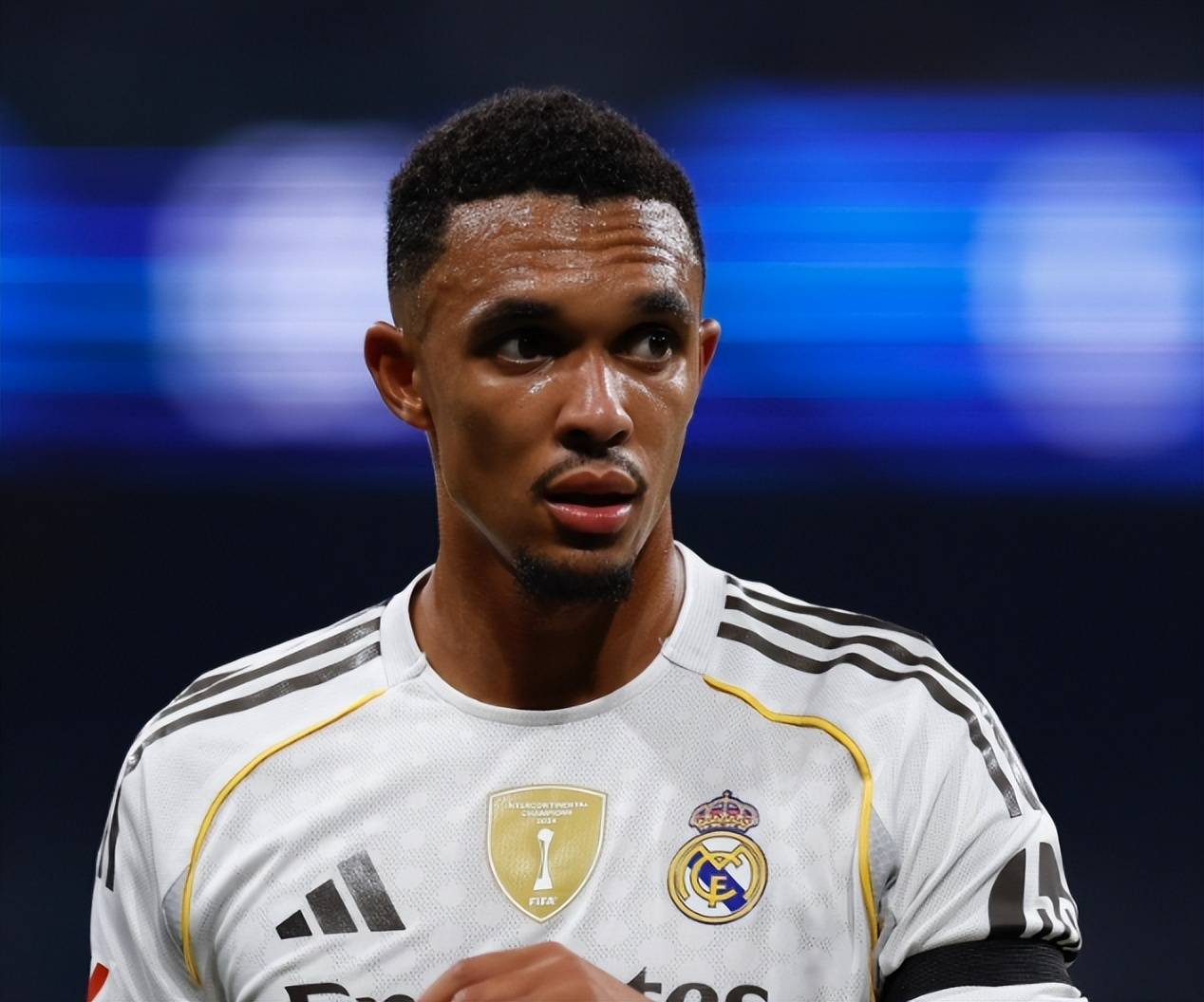 虎扑社区-半年就重返(fǎn)英超?曝阿诺德冬窗告別(bié)皇马,曼城有望天价补强右后卫