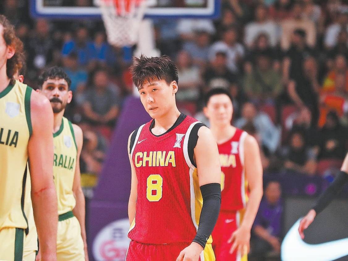 虎扑中国-北京首钢篮球俱樂(lè)部(bù)官宣赵睿加盟