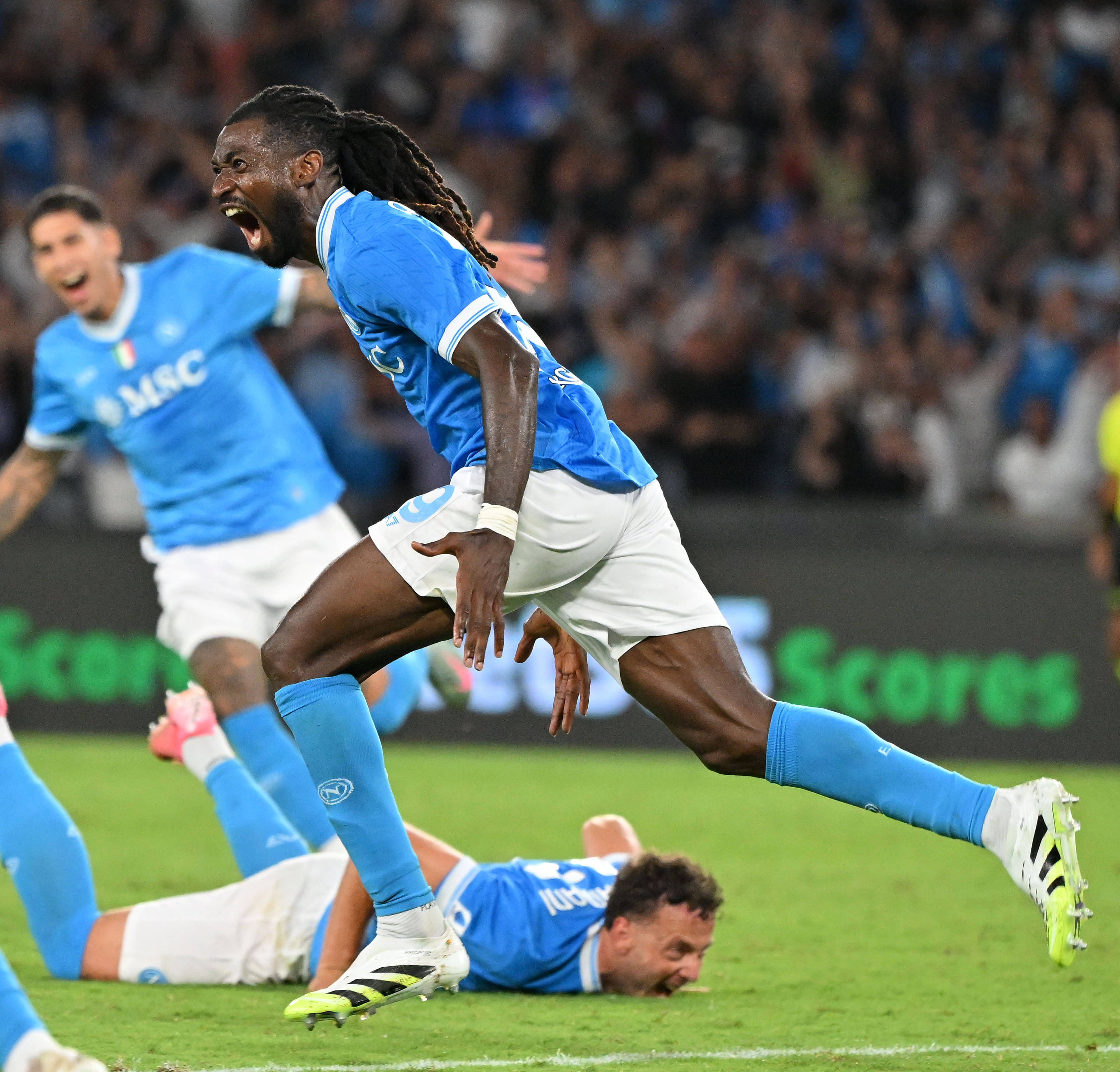 虎扑BBS-（体育）足球——意甲：那不勒斯胜卡利亚里