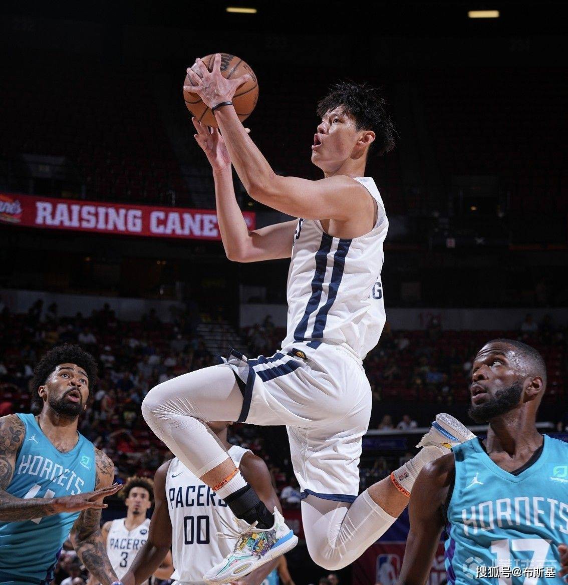 虎扑平台-曾凡博要去篮网了！月底赴布鲁克林，这次能站稳脚跟嗎(ma)？