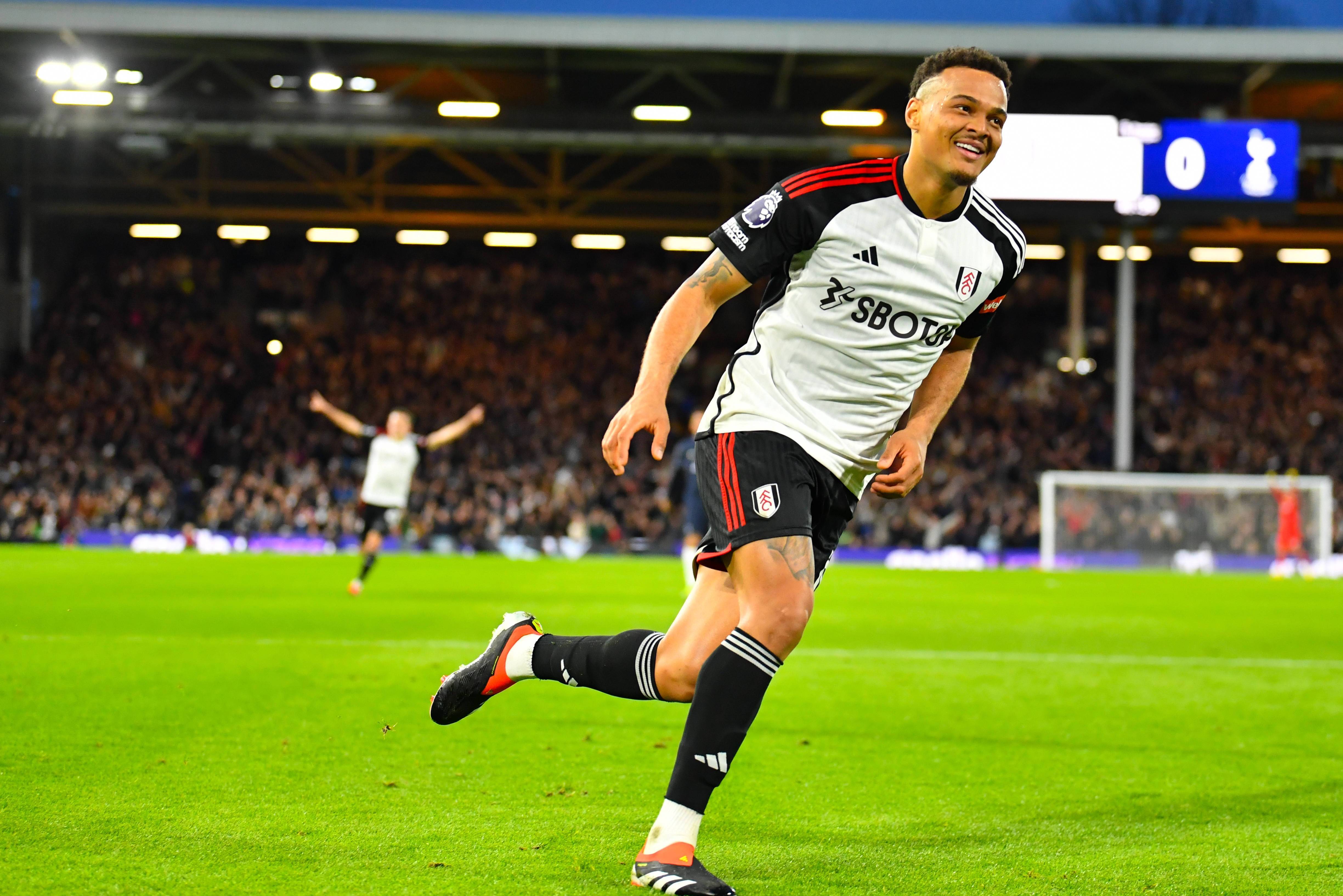 虎扑社区-天空体育(yù)：利(lì)兹联有意富勒姆前锋穆尼斯，但富勒姆不打算卖