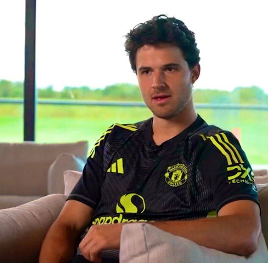 虎扑官网-曝曼联高层考虑明年回签德赫亚,指导拉门斯发展!阿(ā)莫林很欣赏他