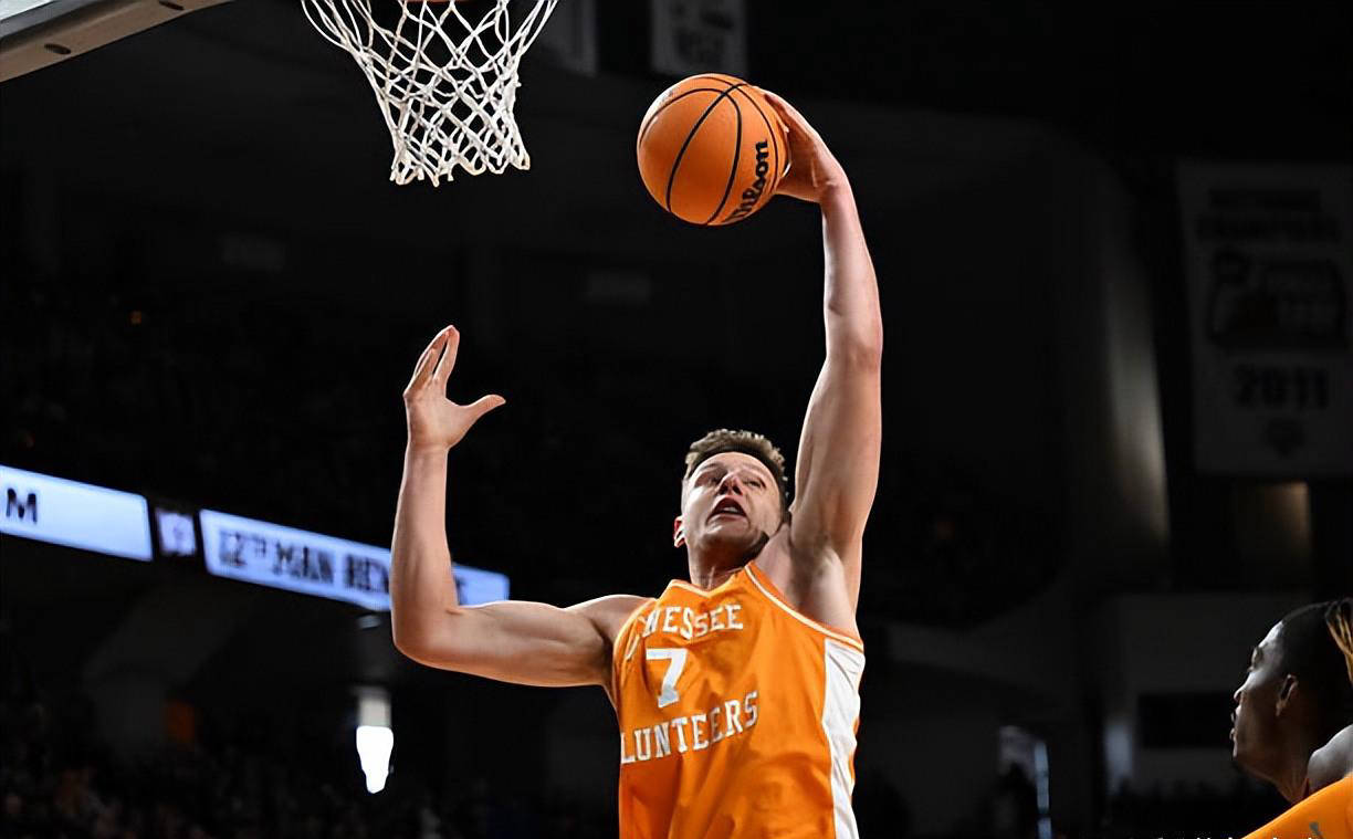 hupu虎扑-波兰内线新秀签约费城76人，或缺席欧洲杯