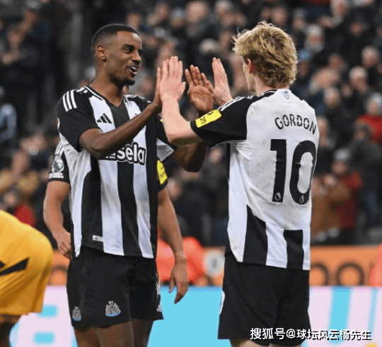 虎扑下载-新援首秀破门,纽卡斯尔联1-0击败狼队,狼队保級(jí)形势严峻