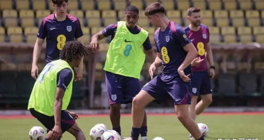 虎扑体育-圖(tú)赫尔暗示凯尔·沃(wò)克英格兰国家队生涯或将终结