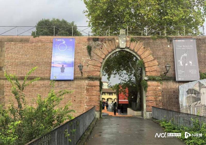 虎扑社区-韩玉臣再次(cì)荣任佛罗伦萨国际当代艺术双年展评委