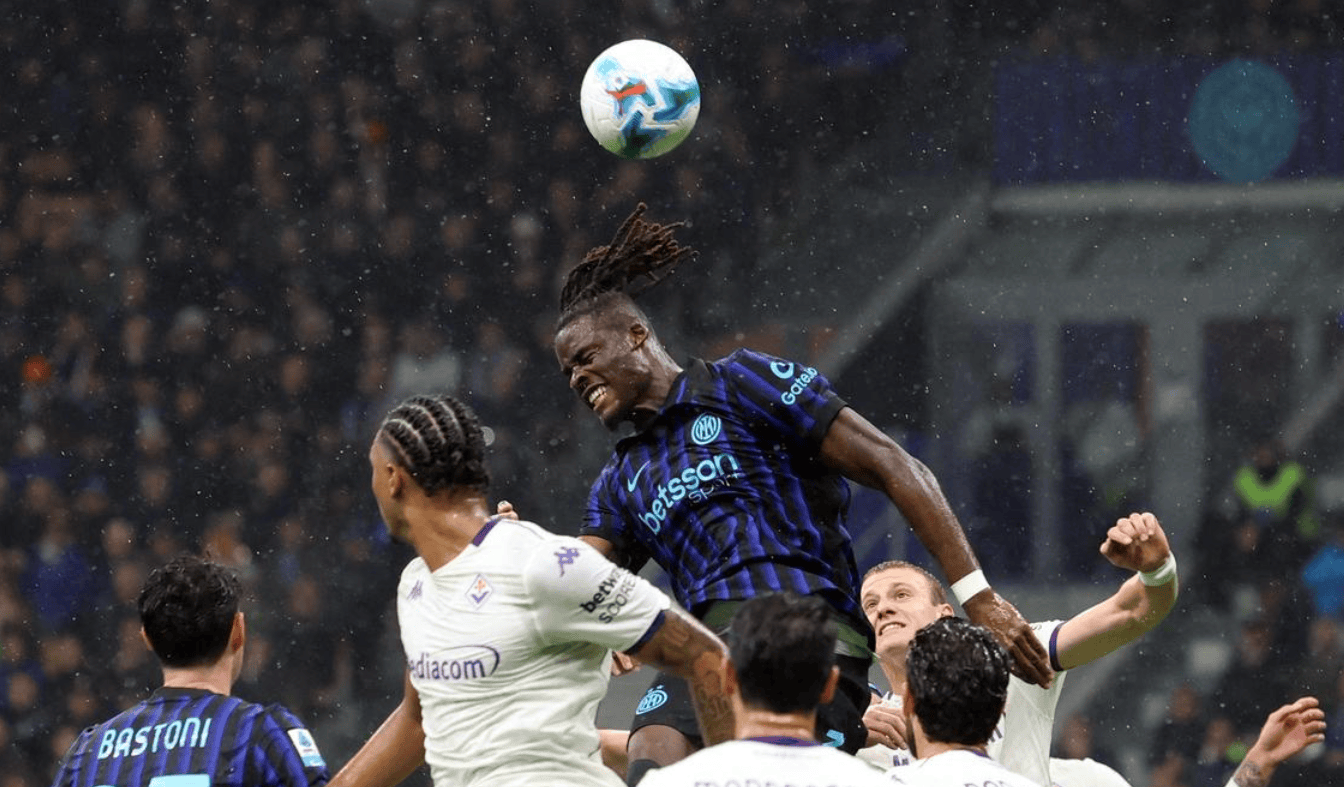 虎扑首页-德赫亚被踢爆,国际米兰狂轰3球,升到第3,只落后榜首(shǒu)3分(fēn)