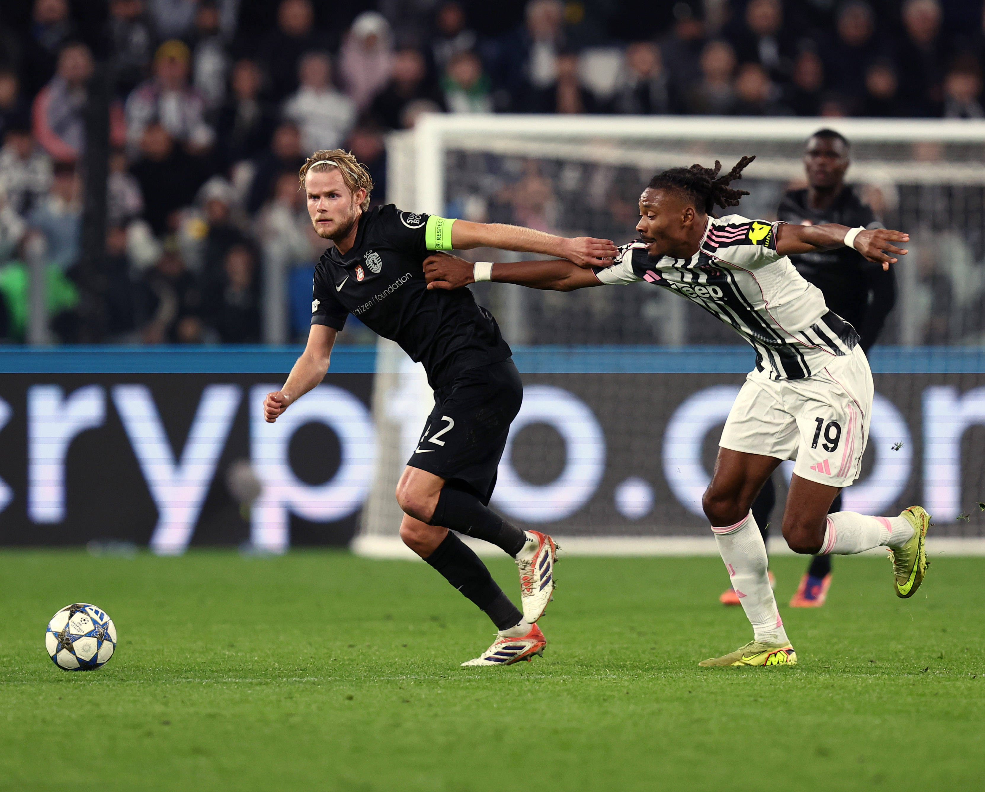 虎扑体育-（体育）足球(qiú)——欧冠：尤文图斯平葡萄牙体育