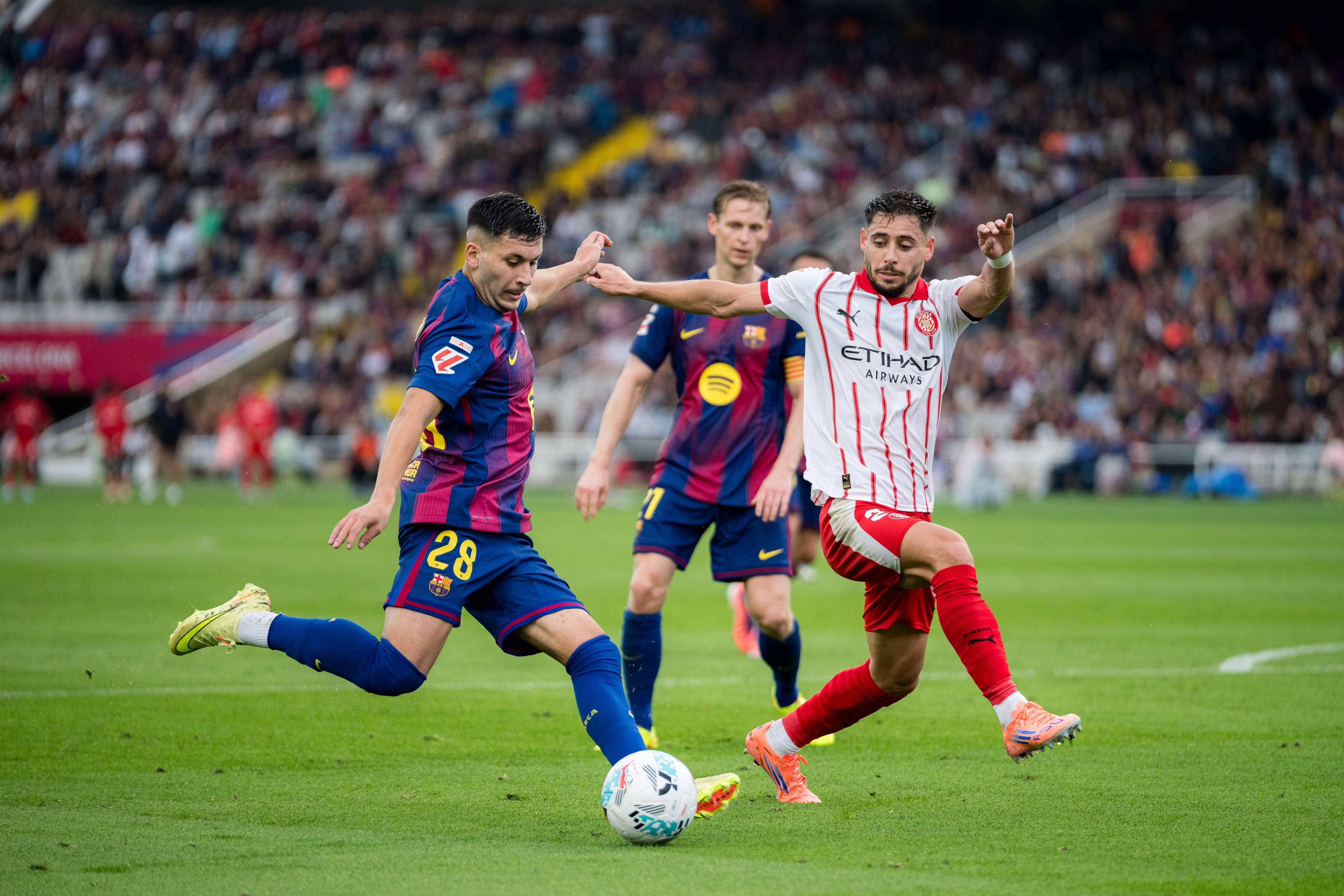 虎扑NBA-(体育)足球——西甲:巴塞罗那胜赫罗纳